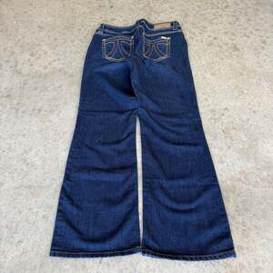 Vintage Y2K Melissa McCarthy Dark Wash Flared Leg Back Pocket Embroidered Jeans